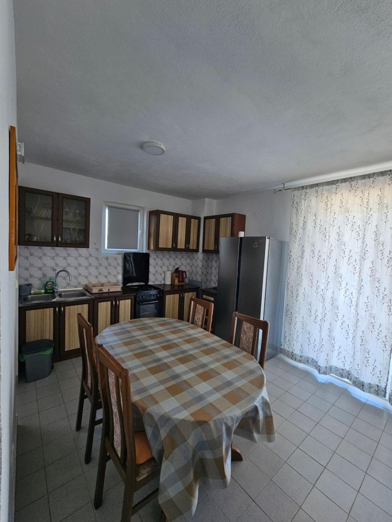Apartments Lucin Drvenik Veli Exterior photo